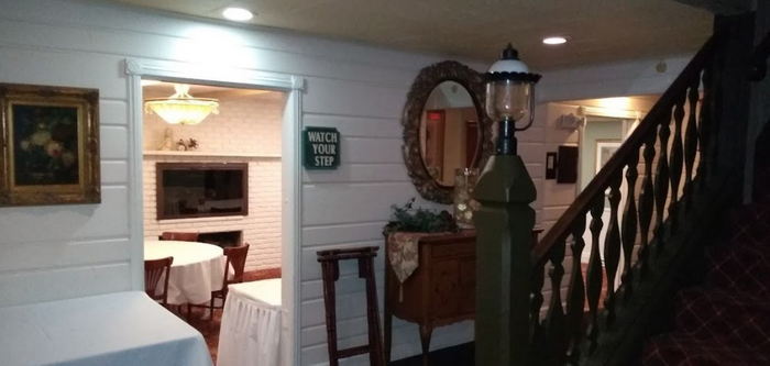 Courthouse Grille (Hillside Inn, Ernestos) - Web Listing Photo (newer photo)